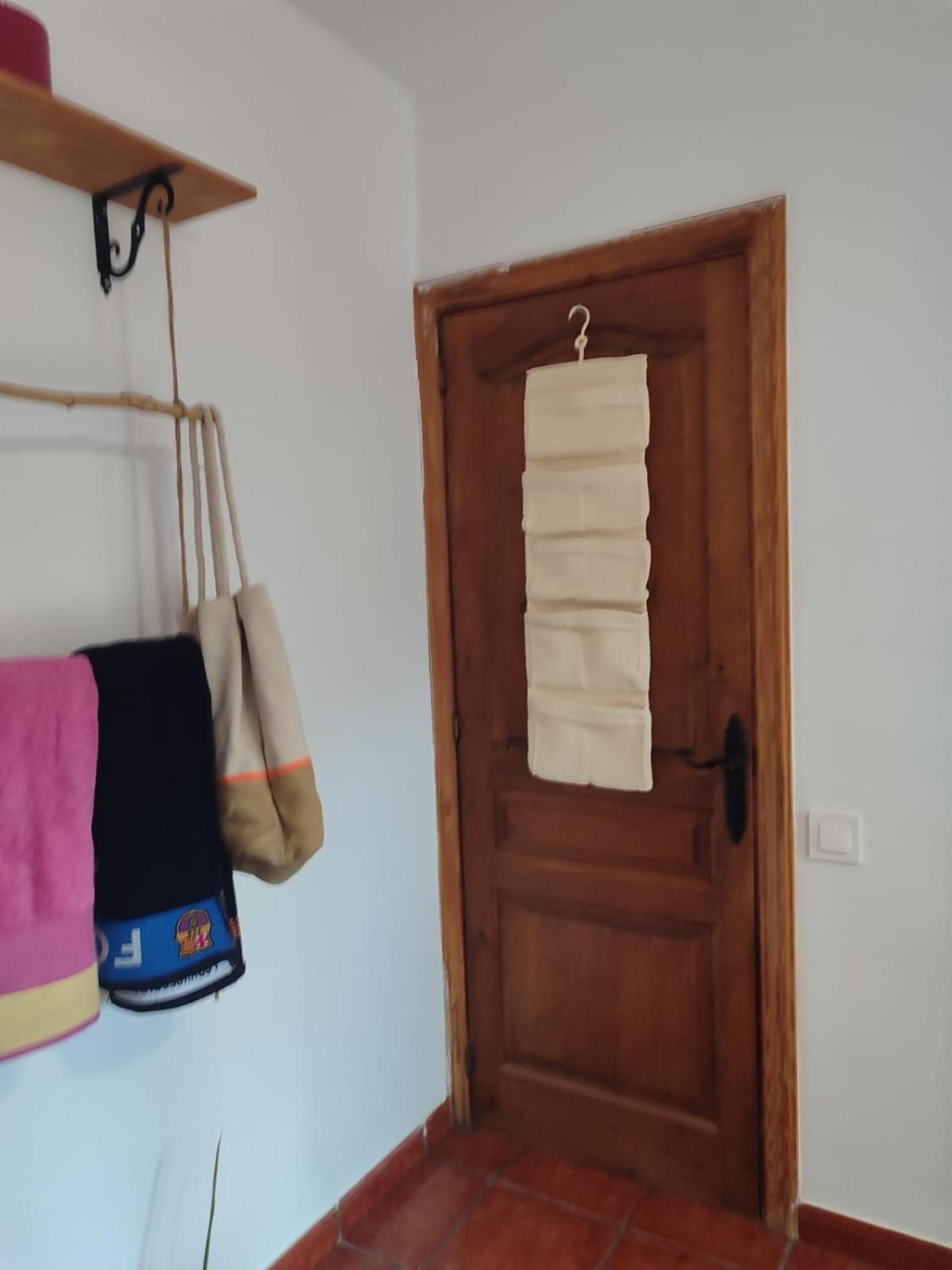 Habitacion Privada En Casa Particular, Montana Olesa de Bonesvalls Екстериор снимка